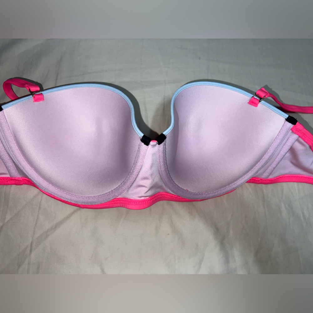 NWOT Victoria’s Secret Swim Top - Picture 3 of 3